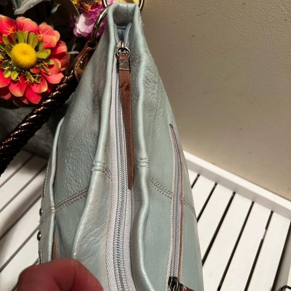 The Sak Leather Shoulder Bag - Picture 4 of 16